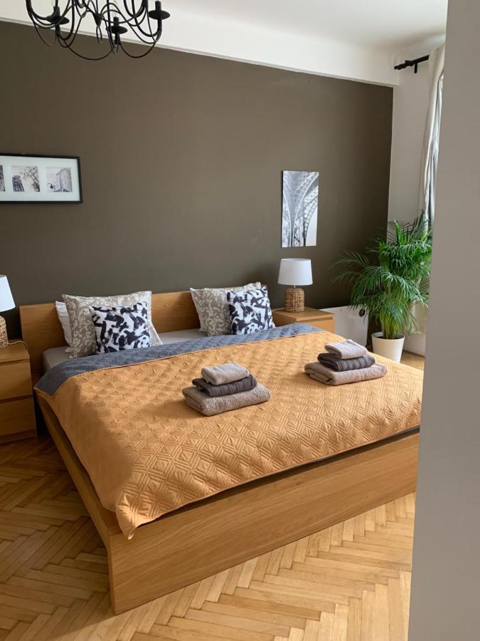 Anenska By Charles Bridge 2 Apartman Prága Kültér fotó