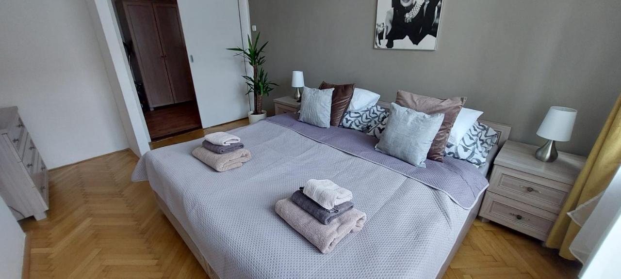 Anenska By Charles Bridge 2 Apartman Prága Kültér fotó