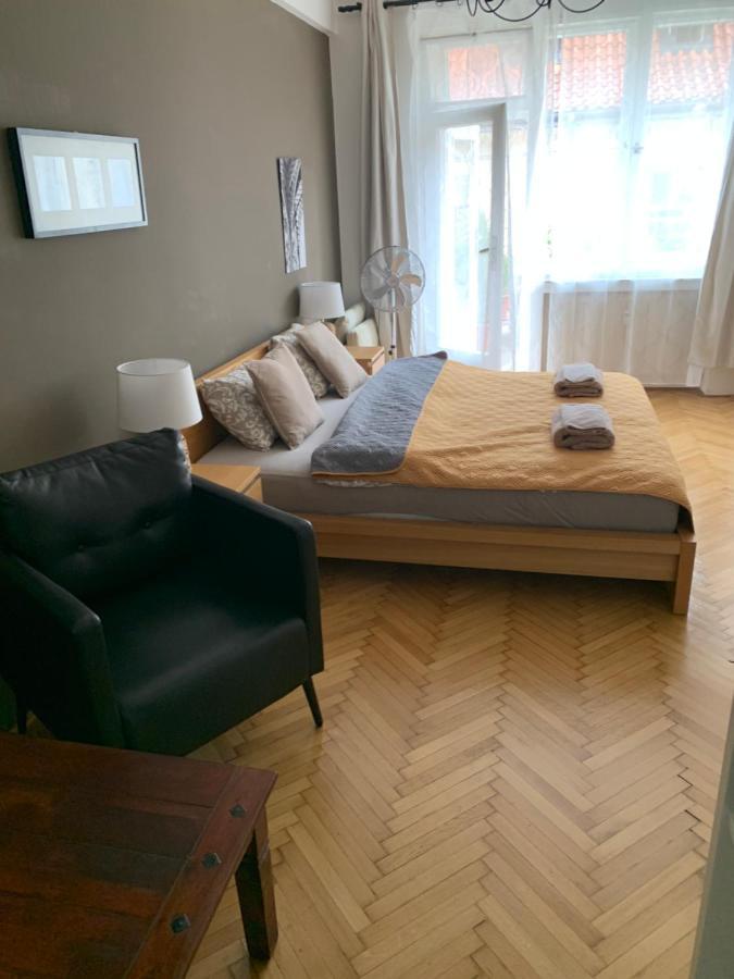 Anenska By Charles Bridge 2 Apartman Prága Kültér fotó